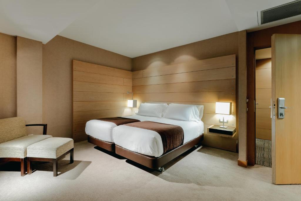 
Standard Double or Twin Room with Extra bed (2 Adults + 1 Child)
