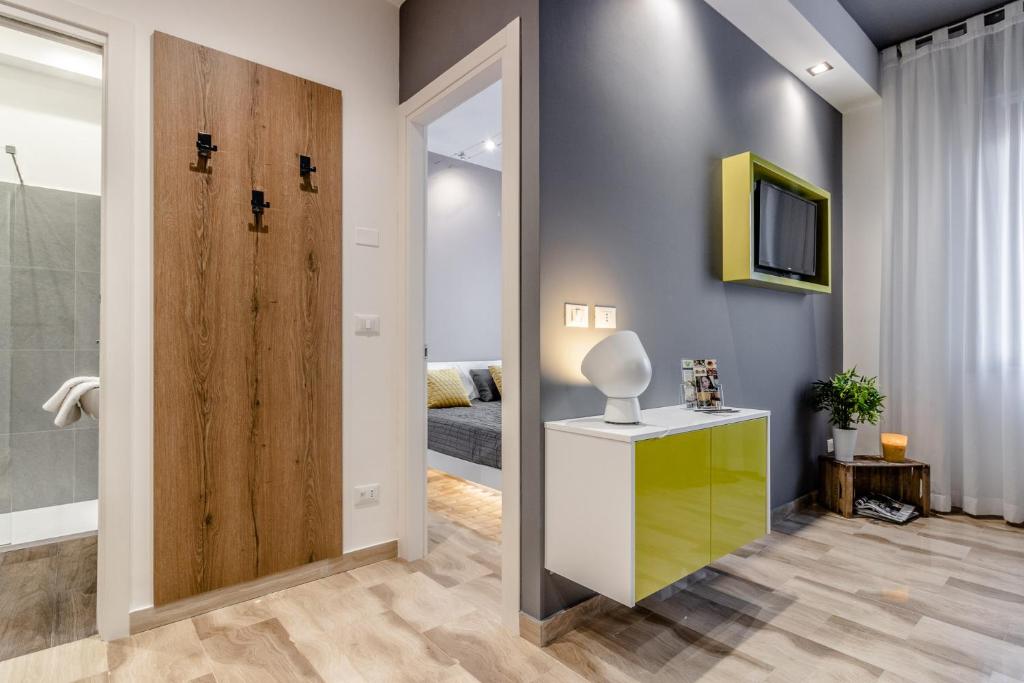 Ugo Bassi Apartments - Apartment