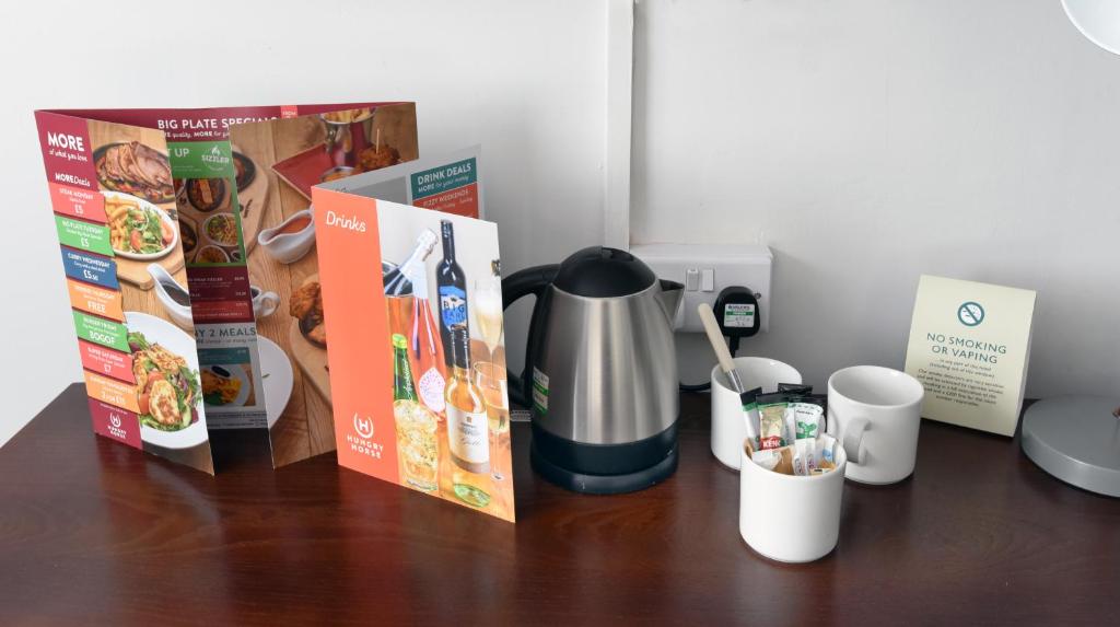 Oaklands by Greene King Inns - Resim 36