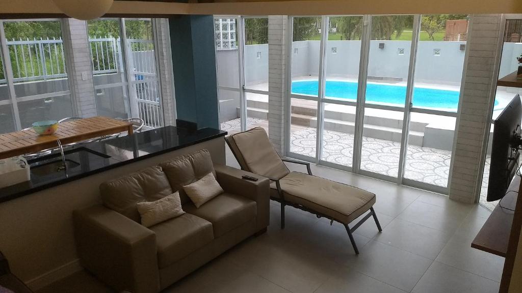  Casa com piscina