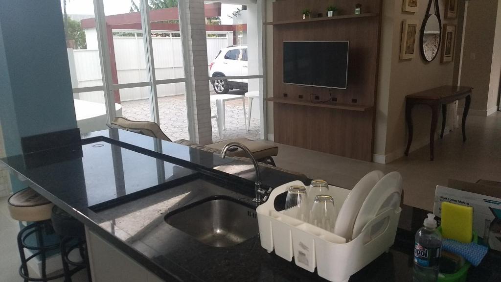  Casa com piscina
