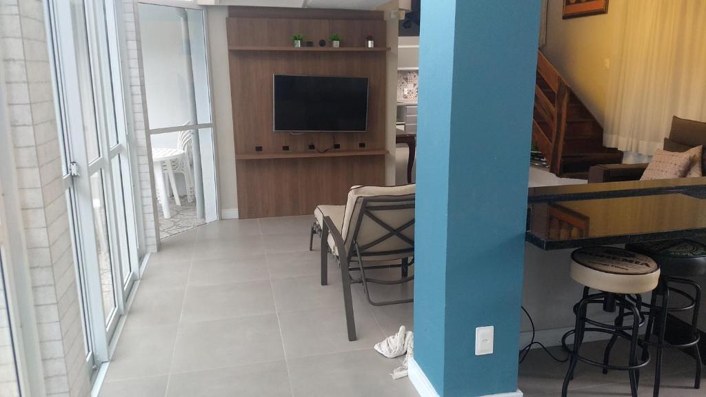  Casa com piscina