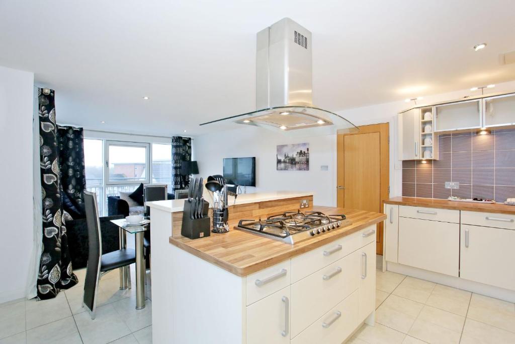 Orange Apartments - Kepplestone - Penthouse Apartment