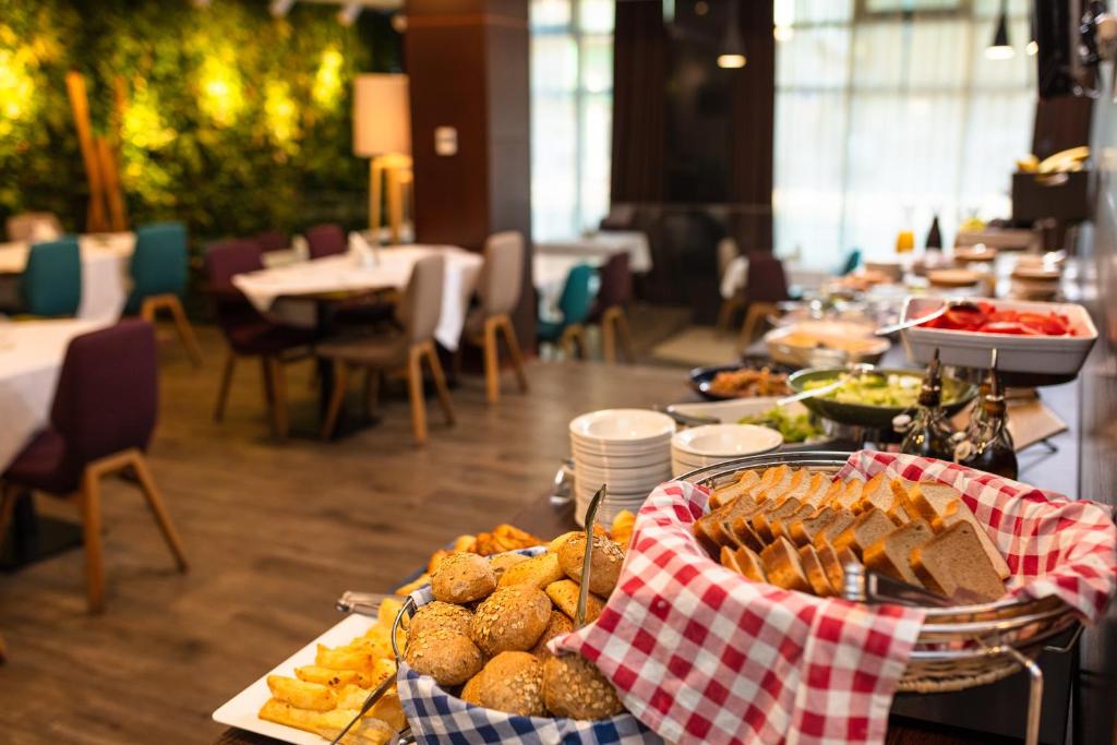 New City Hotel & Restaurant Niš - Resim 25