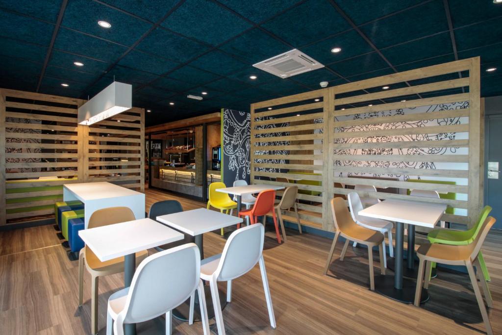 Restaurace v ubytování ibis budget Cahors