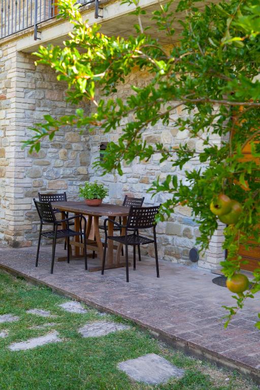 Vonkajšia záhrada v ubytovaní Relais Parco Del Subasio