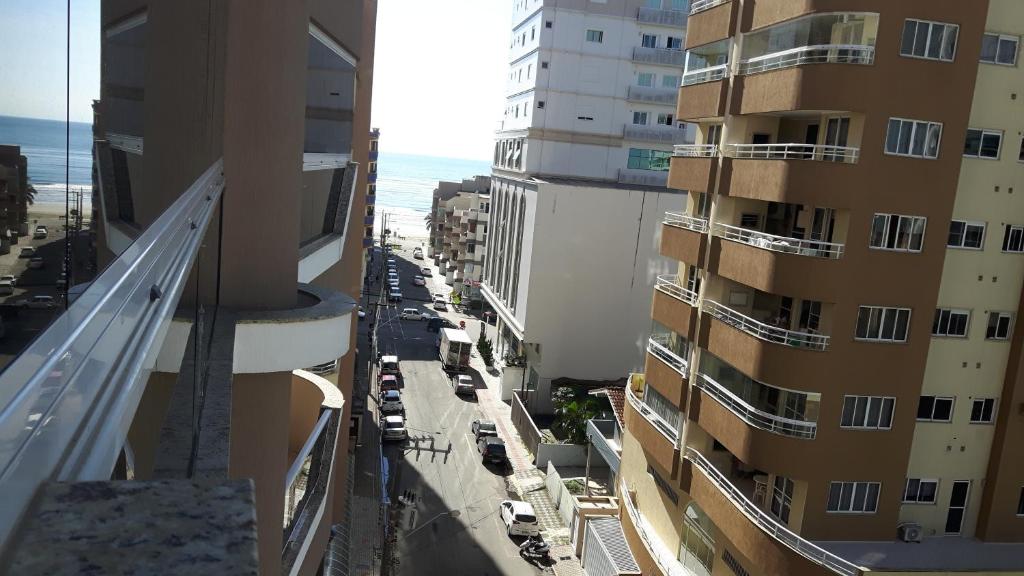  APTO COM VISTA PARA O MAR