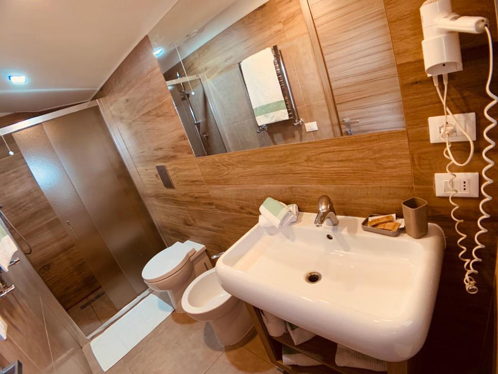 Koupelna v ubytování Hotel Smeraldo