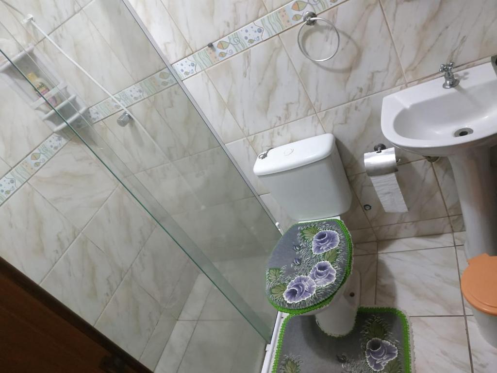  Apto. 02 Cond. Vitória - Perequê-Açu