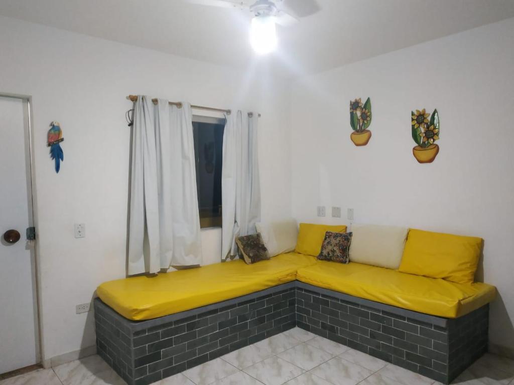  Apto. 02 Cond. Vitória - Perequê-Açu