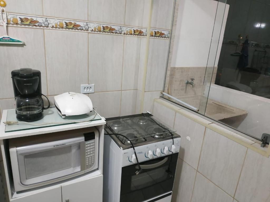  Apto. 02 Cond. Vitória - Perequê-Açu