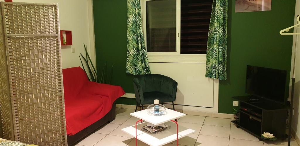 T1 tout confort - One-Bedroom Apartment