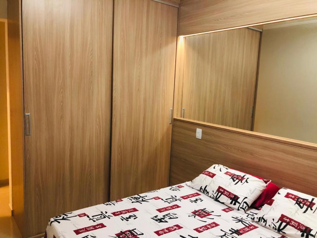  Apartamento com piscina !!!!
