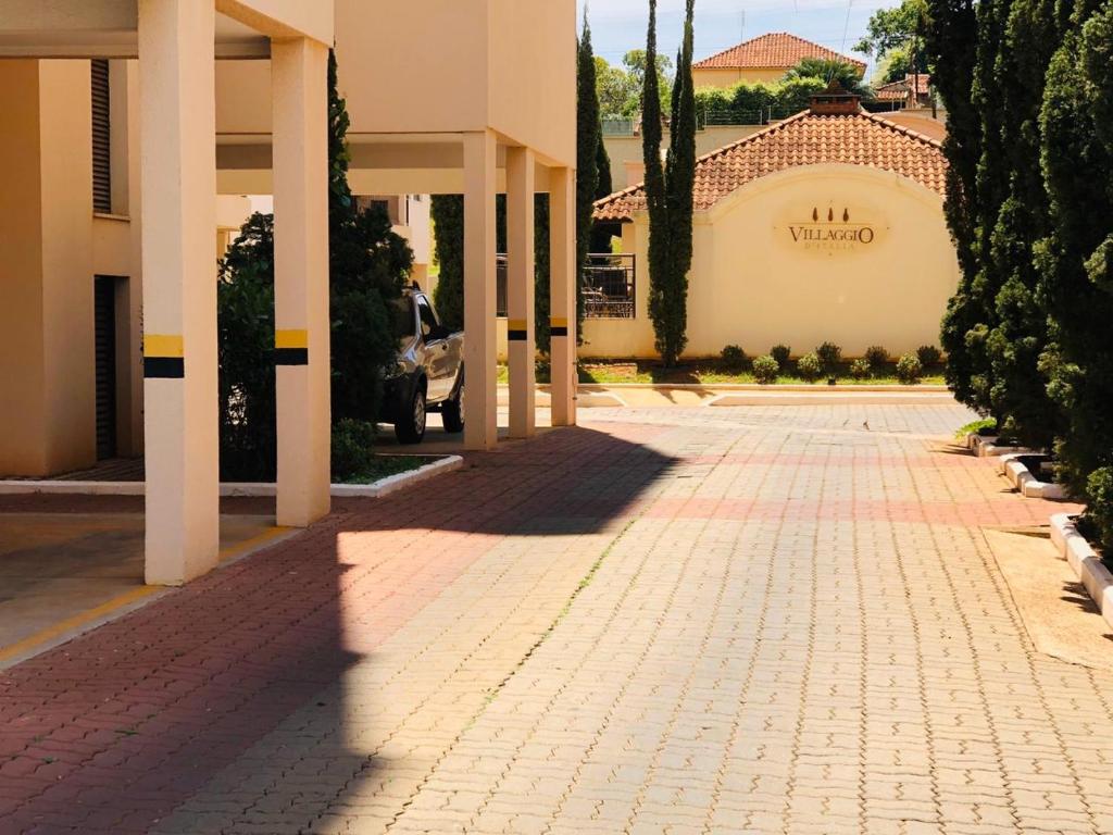  Apartamento com piscina !!!!