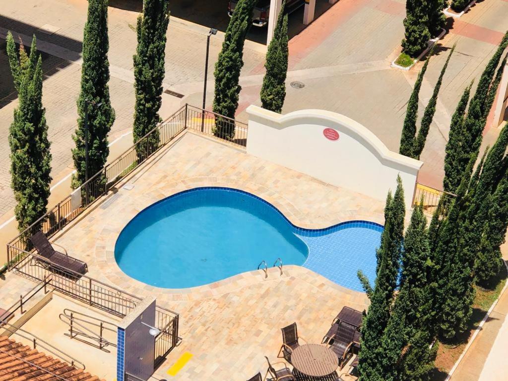  Apartamento com piscina !!!!