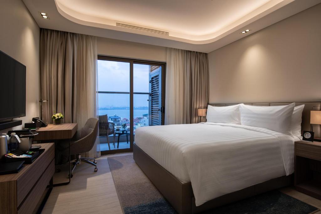 Oakwood Residence Hanoi - 6