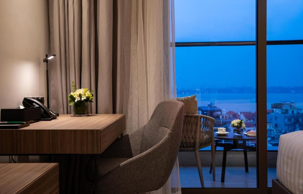 Oakwood Residence Hanoi - 5