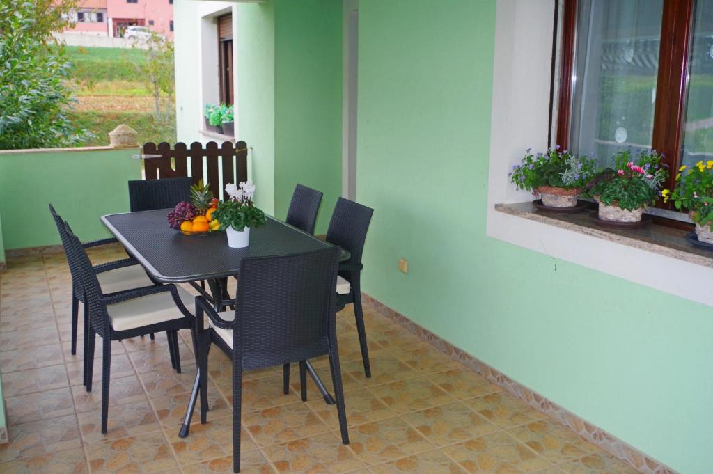 Balkón alebo terasa v ubytovaní Apartment Jadranka, Sutivanac - Risi