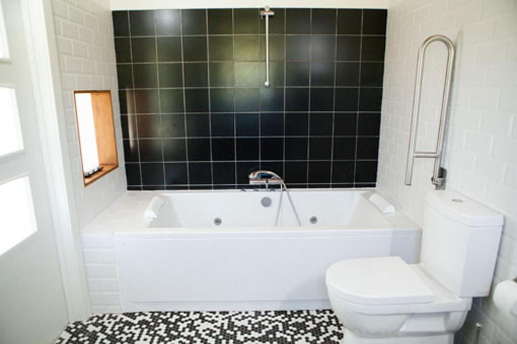 Casa Rural Txokoetxe - Jacuzzi privado en la habitación en Mungia