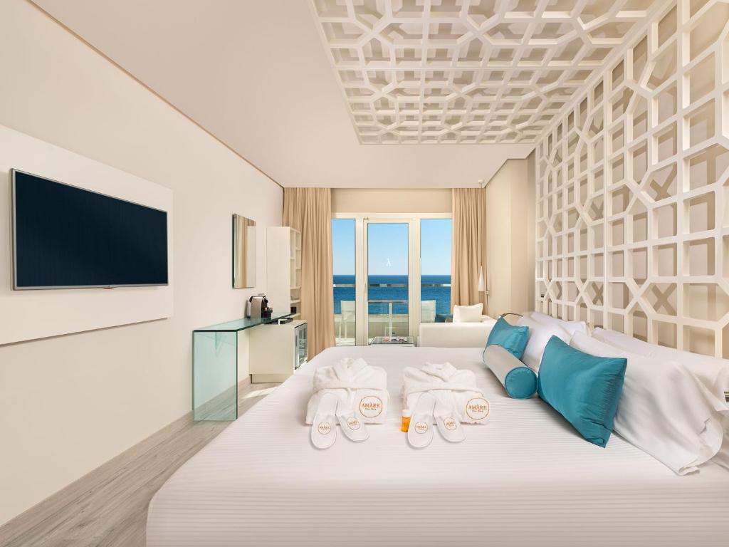 
The One Oh La Lá Double or Twin Room with Sea View
