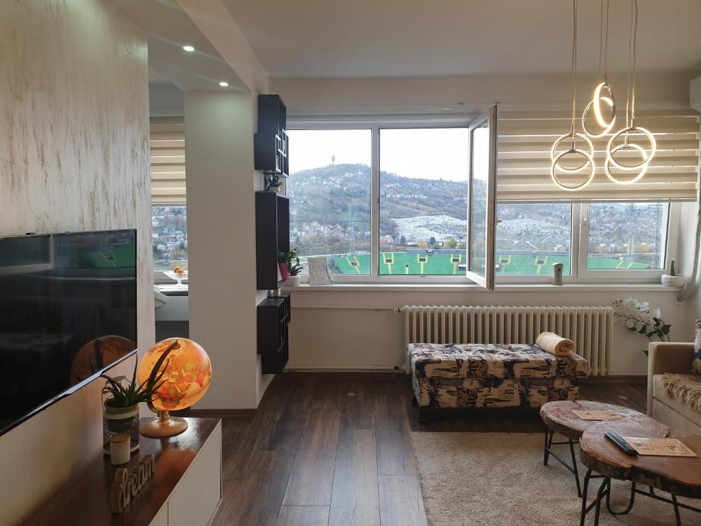 Nespecifikovaný výhled na hory nebo výhled na hory při pohledu z apartmánu