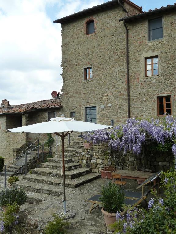 A garden outside Podere Campolungo