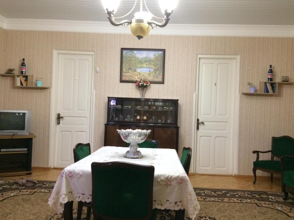 TV a/nebo společenská místnost v ubytování Sweet Memories