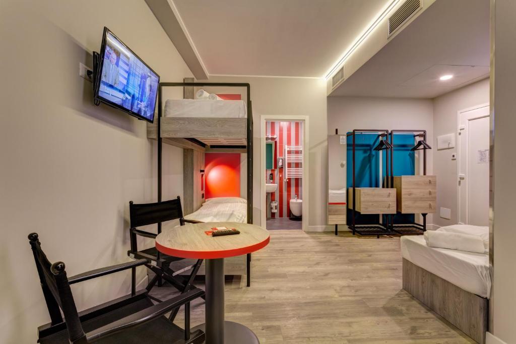 MEININGER Roma Termini - Resim 21