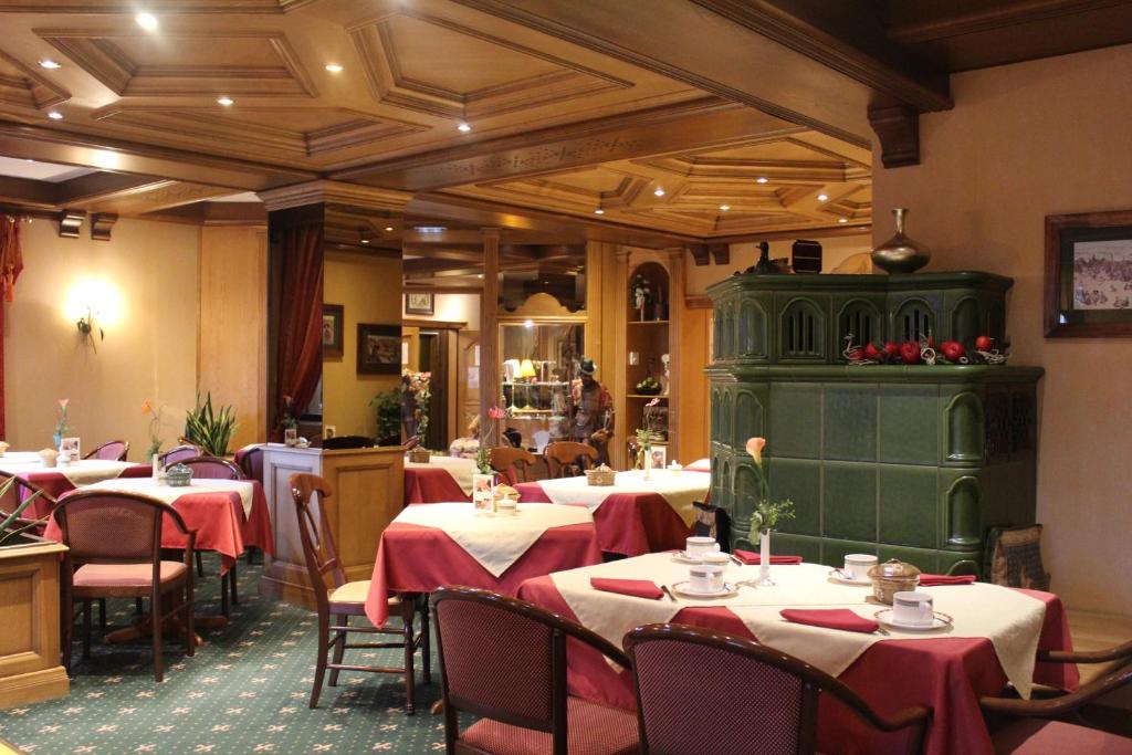 Restaurace v ubytování Hotel Le Mandelberg