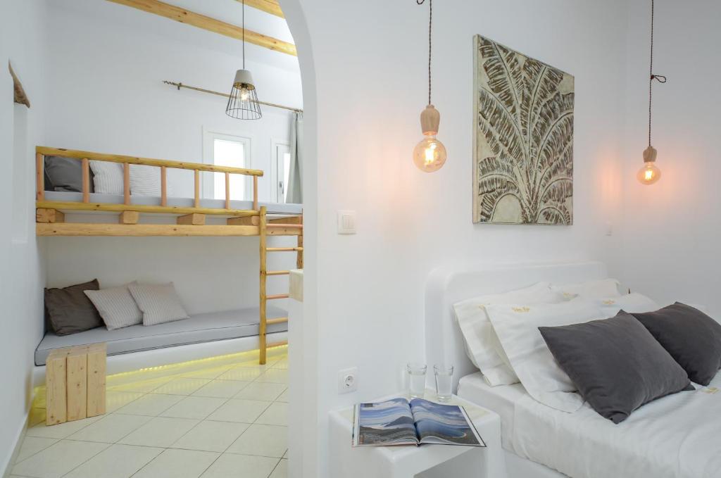 Un ou plusieurs lits dans un hébergement de l'établissement Valena Mare Suites & Apartments