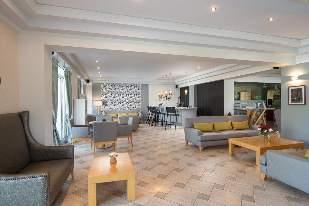 A seating area at Flegra Palace