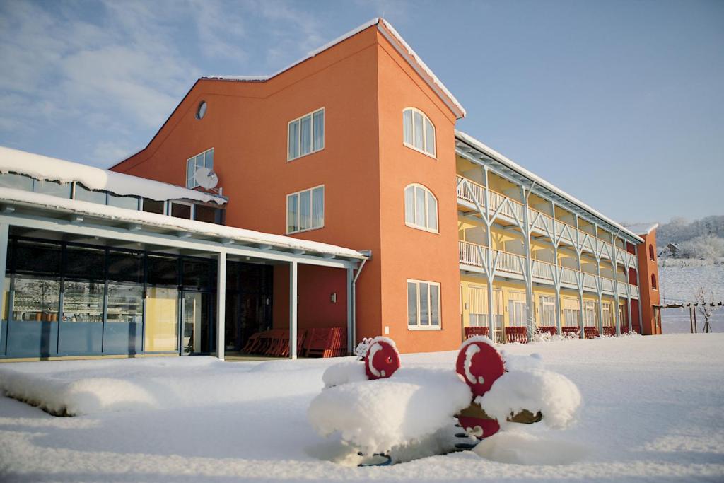 JUFA Hotel Vulkanland v zimě