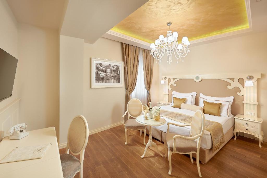 Piazza Heritage Hotel - 9