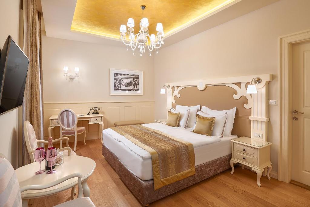 Piazza Heritage Hotel - 13