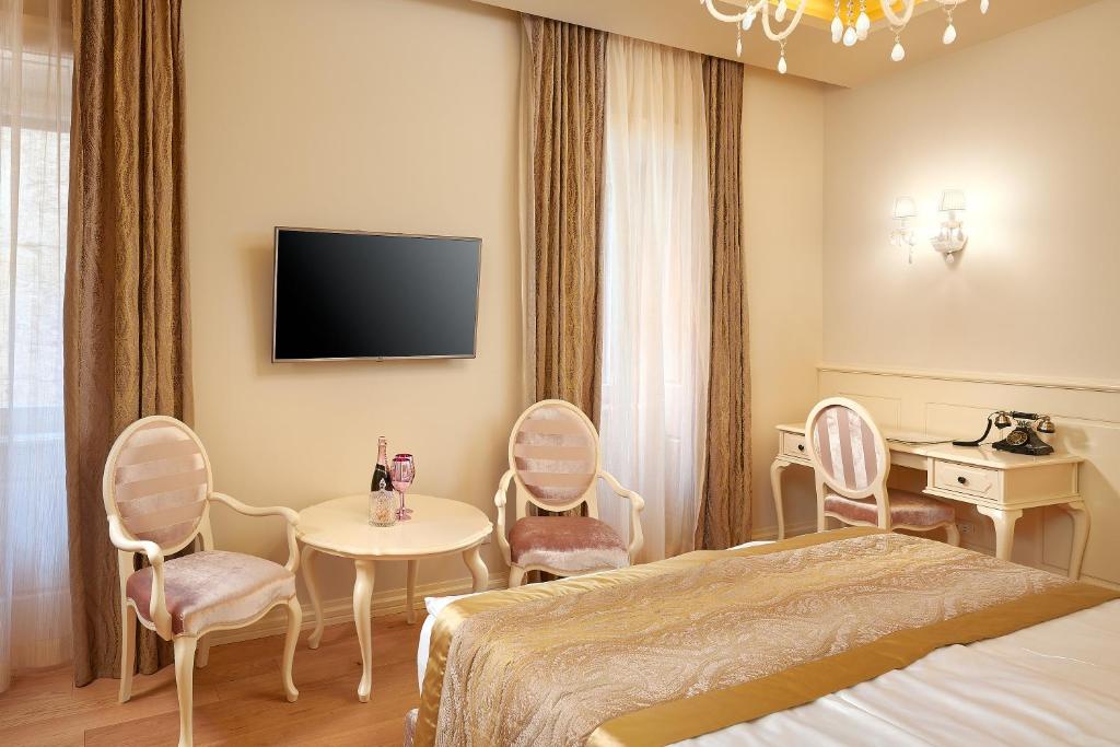 Piazza Heritage Hotel - 7