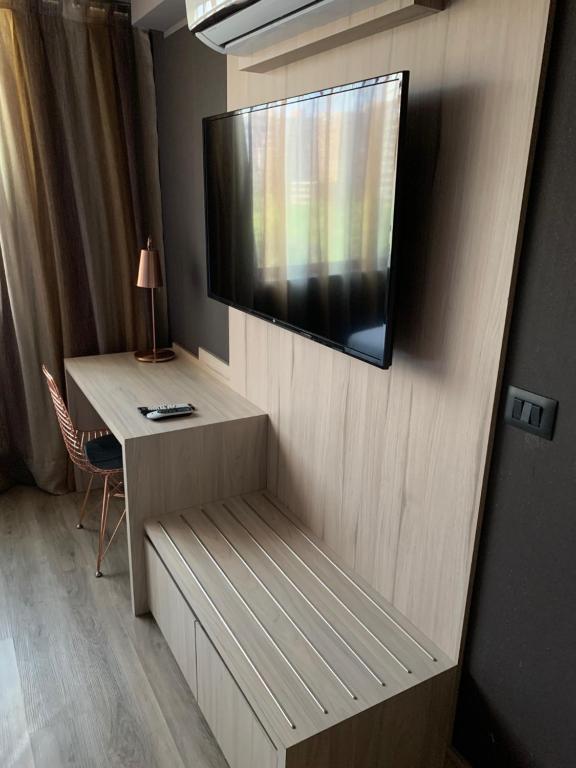 TV a/nebo společenská místnost v ubytování One Nk Apartments