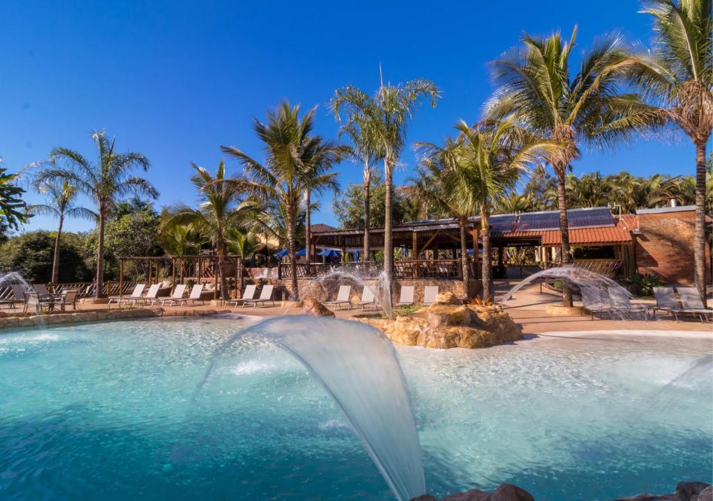 Bazén v ubytování Recanto Alvorada Eco Resort nebo v jeho okolí