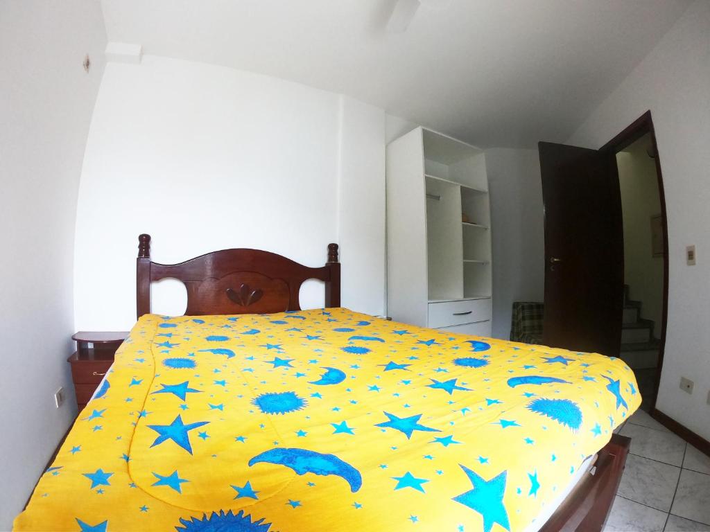  Duplex pé na areia com vista para o mar