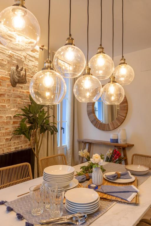 Arechaga AC by Staynnapartments - Three-Bedroom Apartment