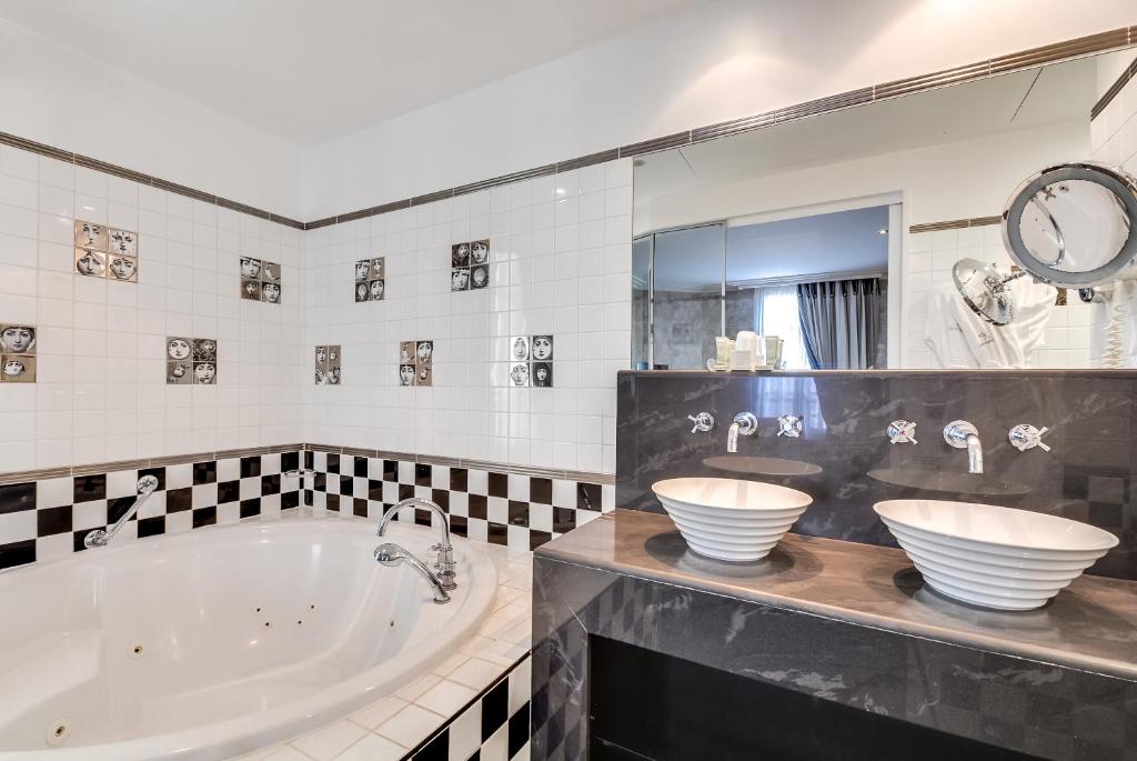 Villa Lutèce Port Royal - Resim 24