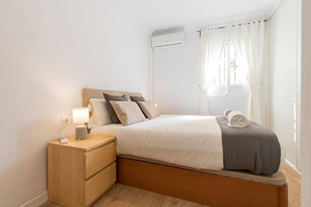 Apartment Justino Triana Central Suites by Valcambre, Seville ...