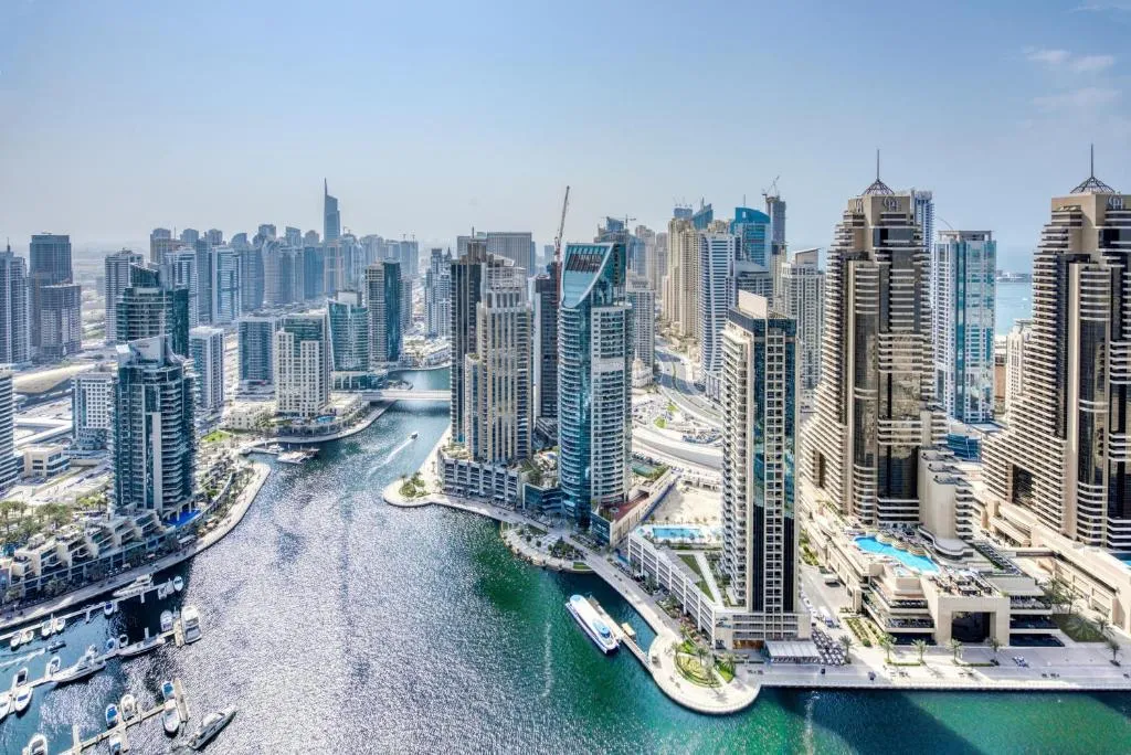 R&H - Top-class 1BR, Brilliant views of Marina, Exciting Location, Alantos, United Arab Emirates