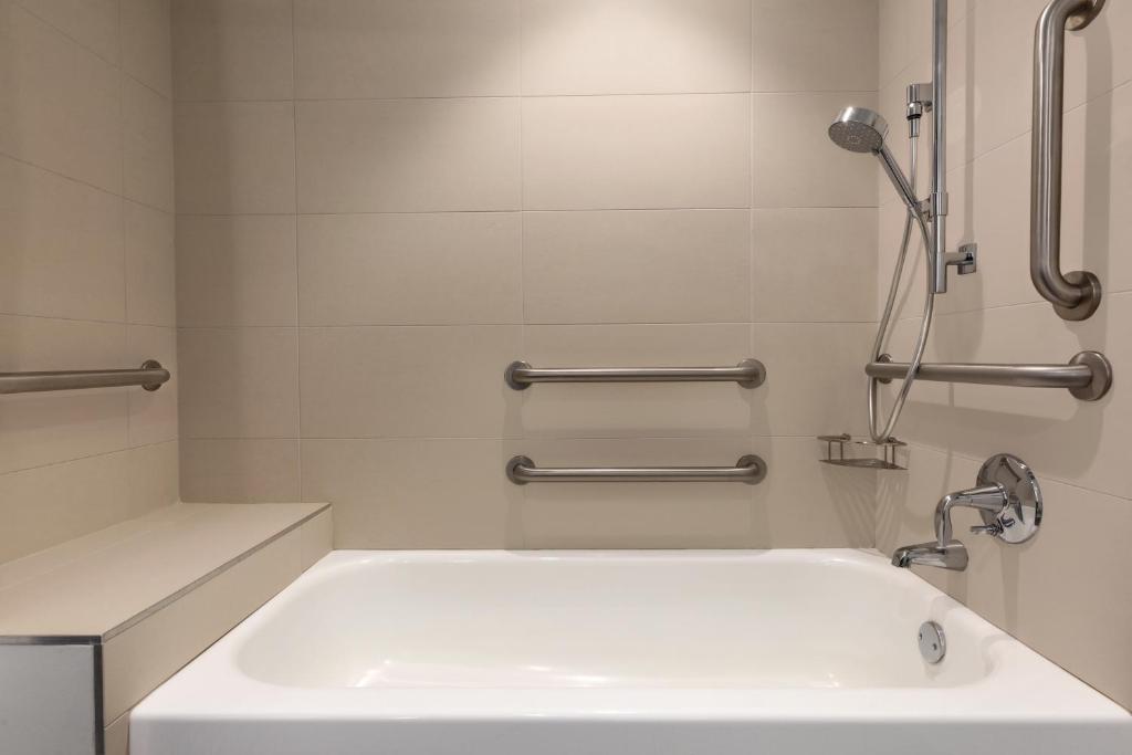 Radisson Hotel Seattle Airport - 