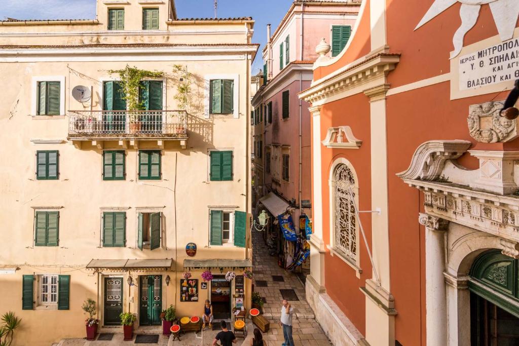 St Spyridon Cosy Apartment by Konnect, Old Corfu Town - 12