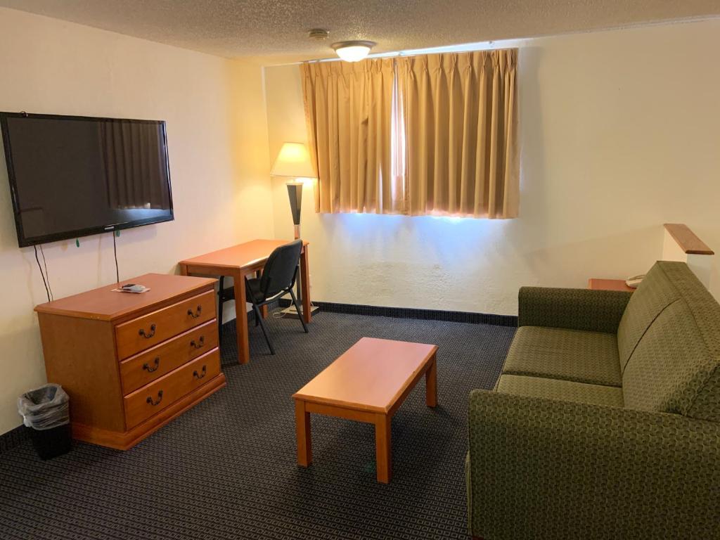 Brentwood Inn Clinton - 国王套房 - 不吸烟