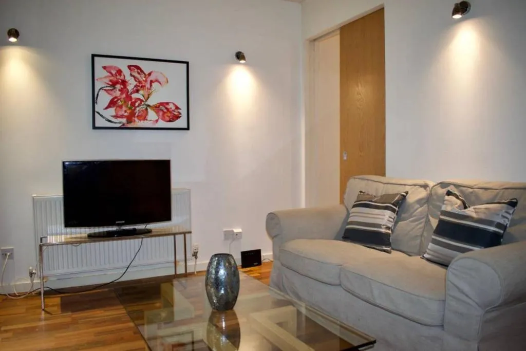 Bright Apartment On The Grassmarket, Edinburgh, United Kingdom