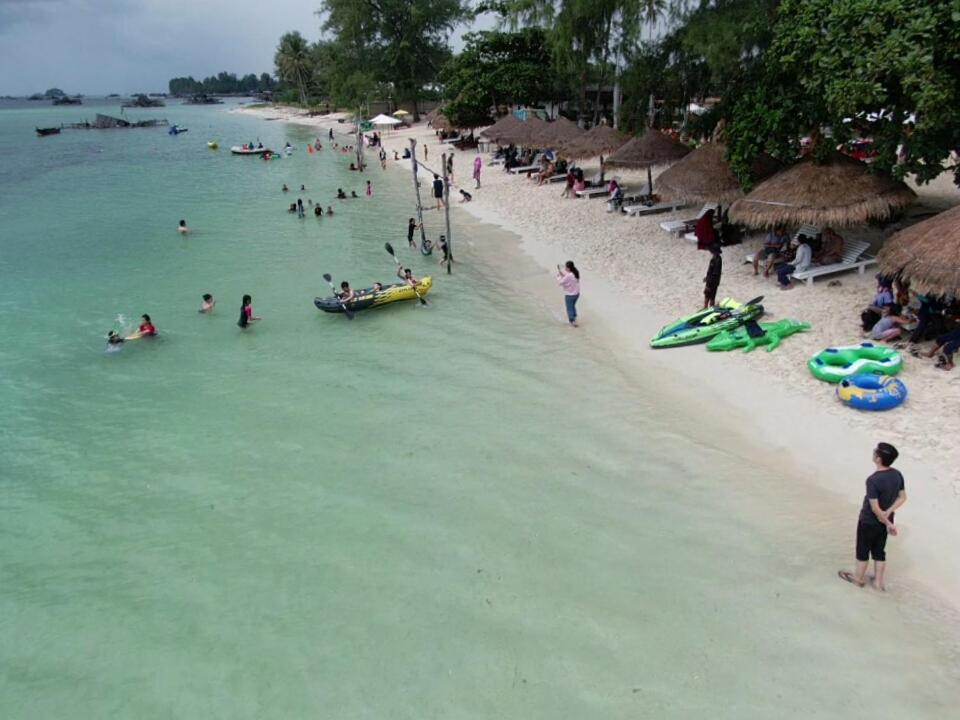 丹戎檳榔的住宿－Madu Tiga Beach and Resort，相簿中的一張相片
