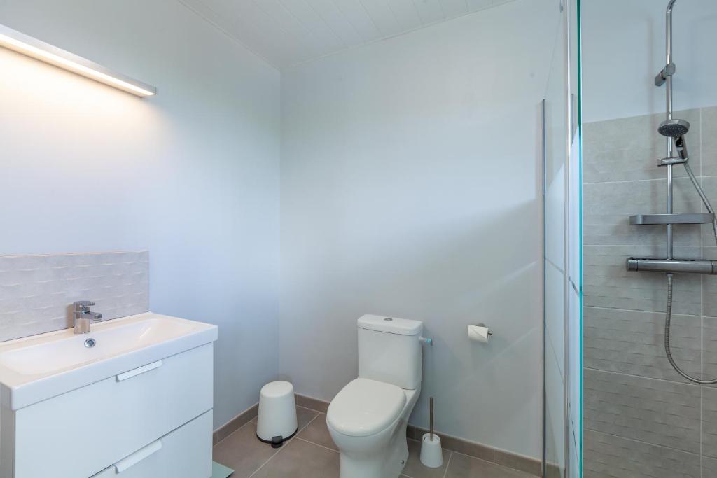 Koupelna v ubytování SeaCove & SeaSide Villas, classées 4 étoiles