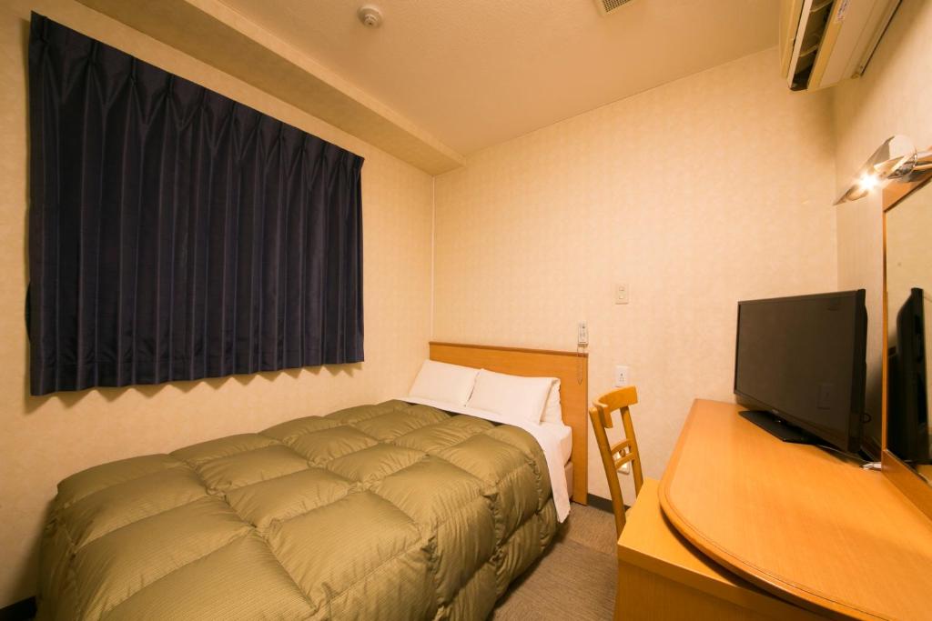 Televisyen dan/atau pusat hiburan di Hotel Econo Yokkaichi