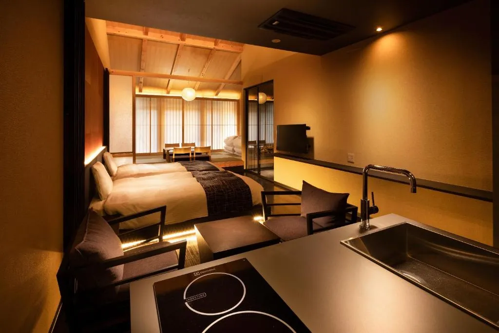 Tsumugi Tojihigashimonmae, Kyoto, Japonia